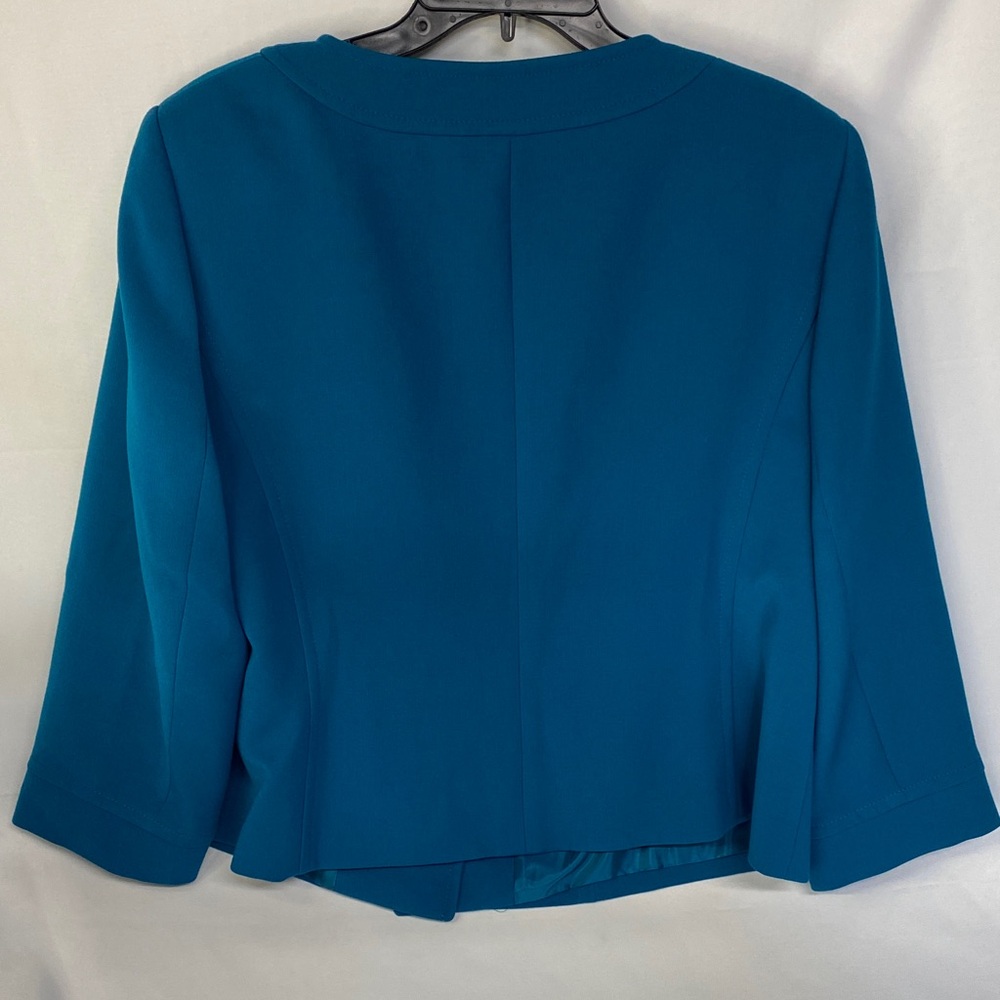 Tahari Women's Teal Blazer with Black Buttons 3/4 Sleeves Size 16W - Picture 3 of 9